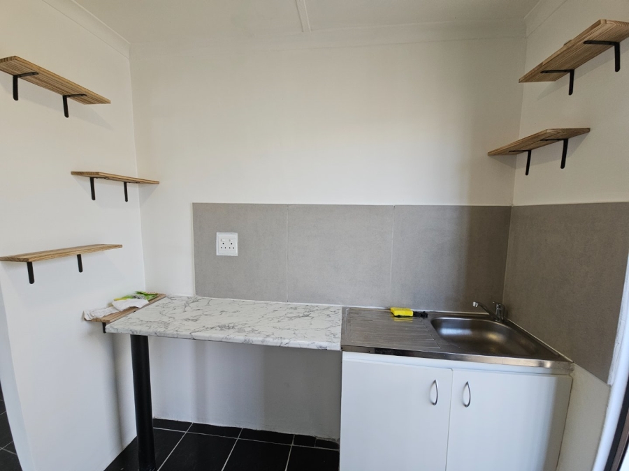 3 Bedroom Property for Sale in Eastridge Western Cape